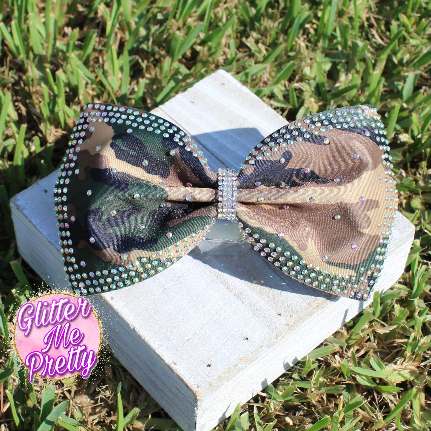 Cameo Tailless Cheer Bow