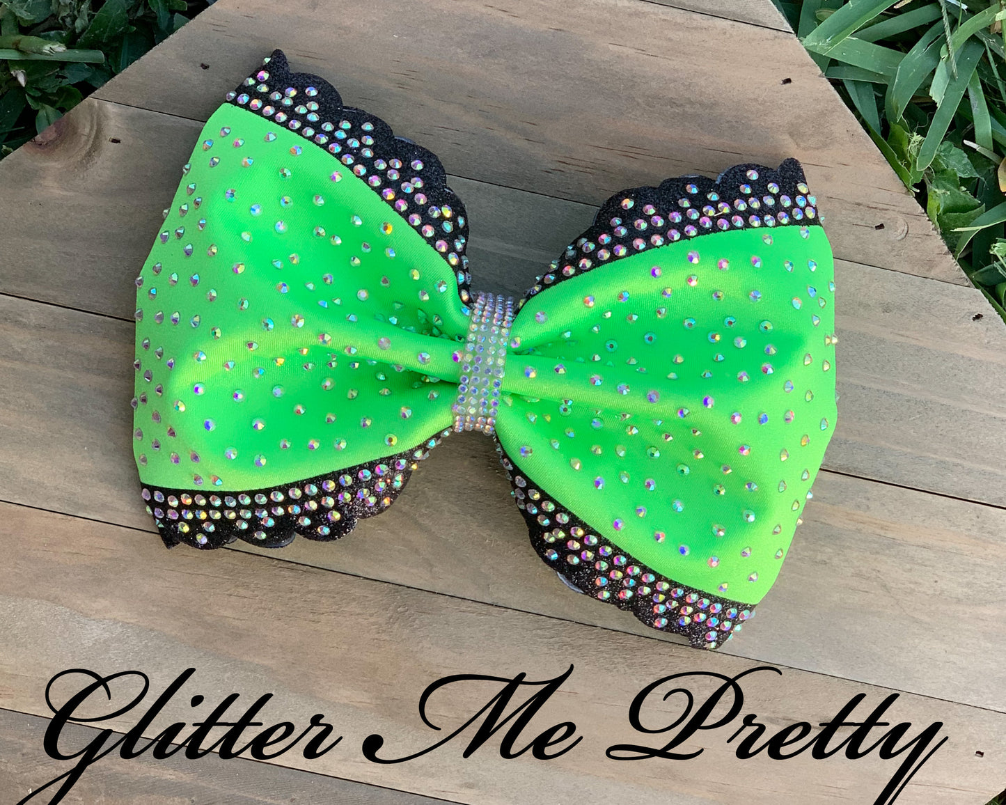 Cheer Bow Custom Rhinestone Tailless Bow Scallops