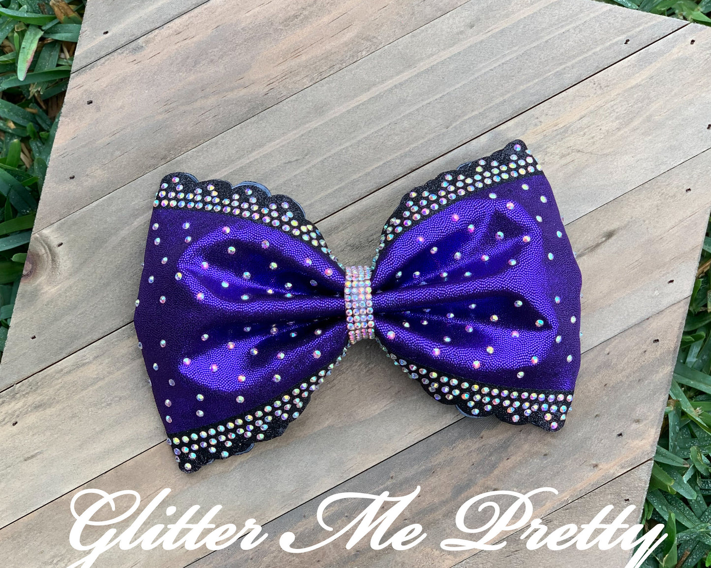 Purple Rhinestone Tailless Bow Black Scallops